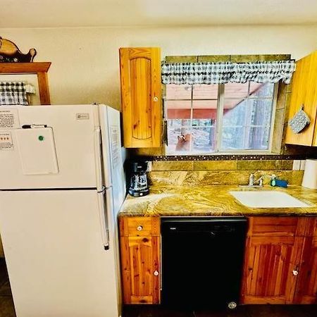 Cozy Bear South-Inside Yosemite-Sleeps 5 Apartment Yosemite West Luaran gambar